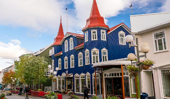Keindahan Akureyri, Kota Terbesar Kedua di Islandia dengan Pesona Kota Kecil